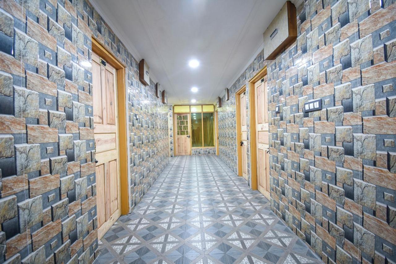 OYO 66476 Hotel Divine Kashmir Durgjan Exterior foto